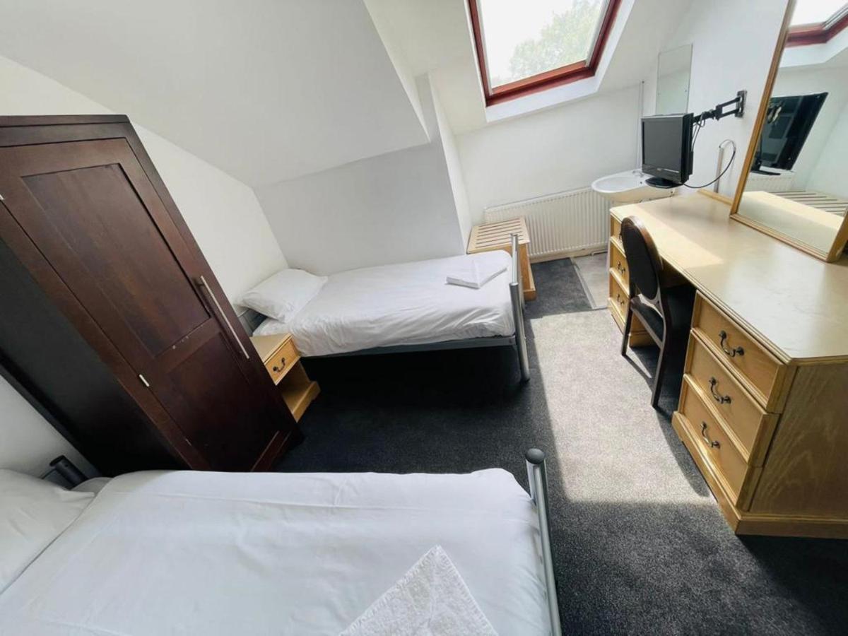 National Hotel London Bagian luar foto
