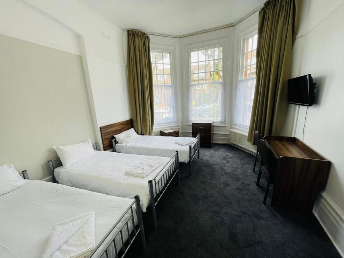 National Hotel London Bagian luar foto