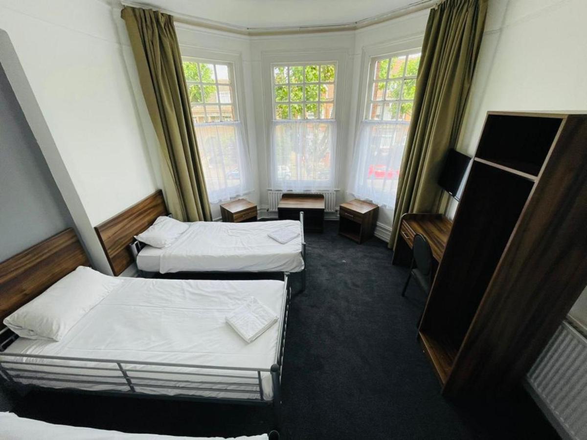 National Hotel London Bagian luar foto