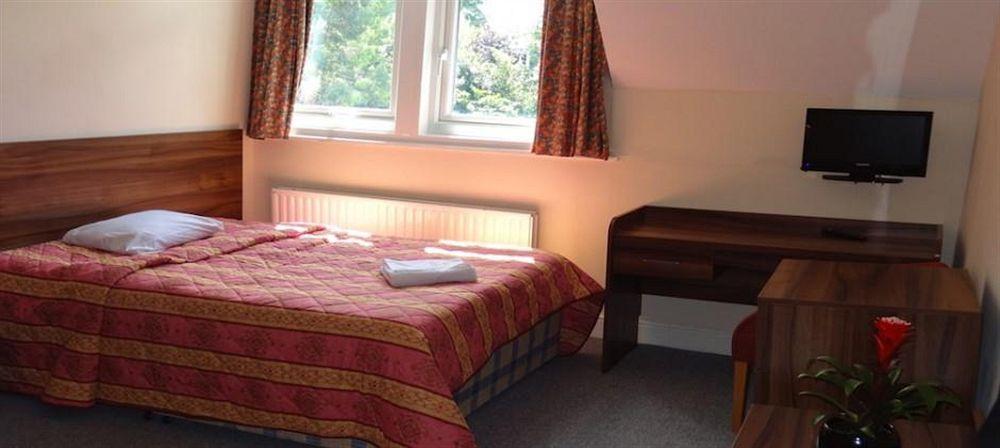 National Hotel London Bagian luar foto