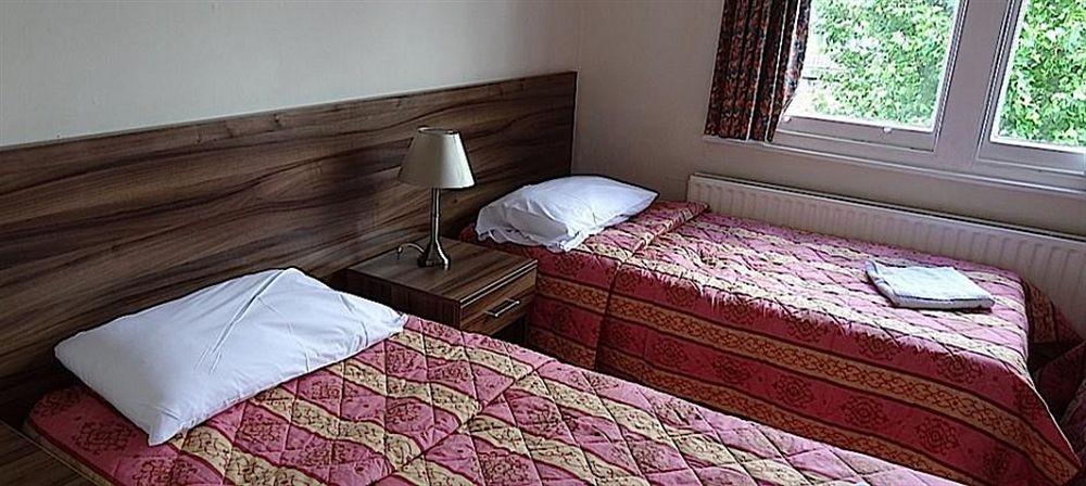 National Hotel London Bagian luar foto