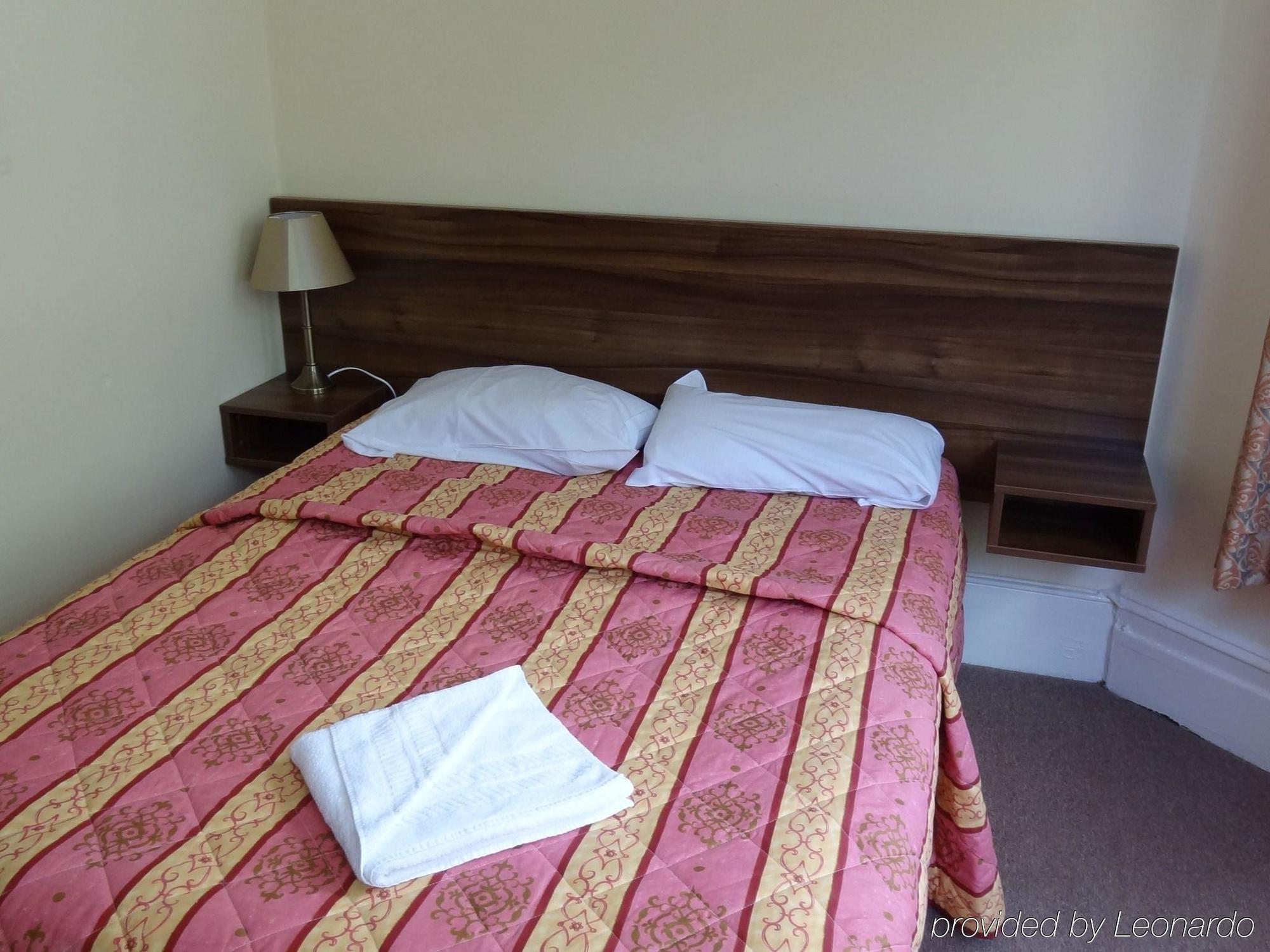 National Hotel London Bagian luar foto